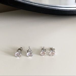SHEIN | STUD EARRING SET OF 2